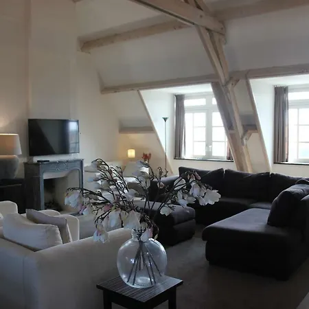 Fantastic Loft For 9 People * 바세나르