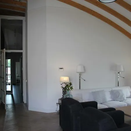 Fantastic Loft For 9 People