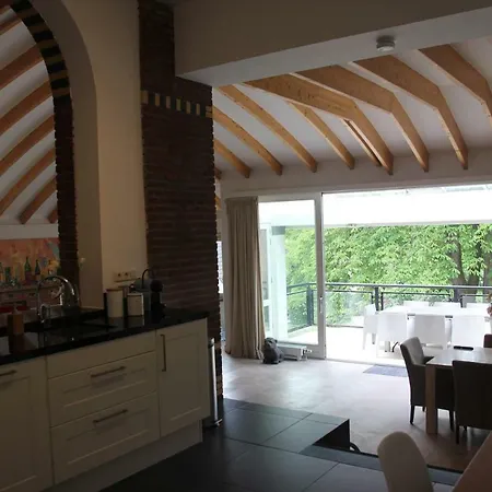 Fantastic Loft For 9 People 아파트